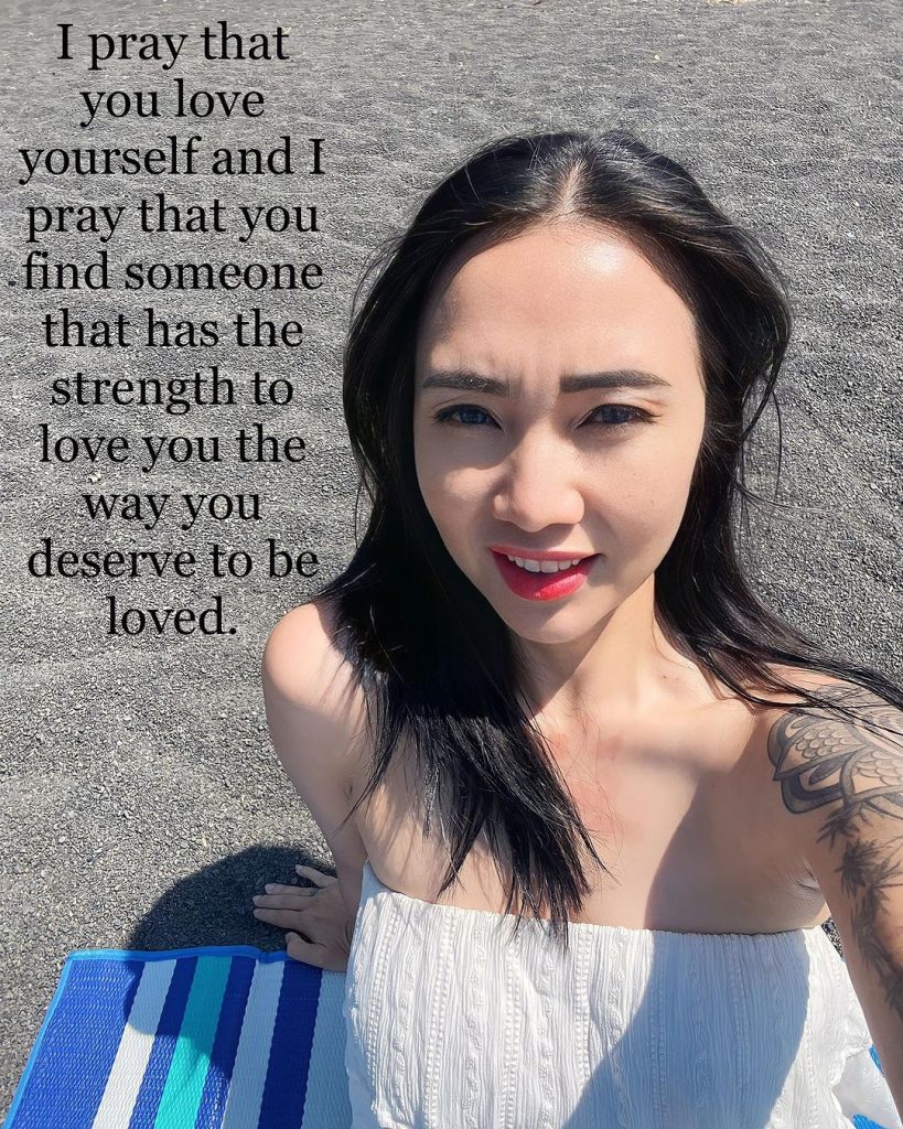 编号cjmg101 #美国 #华裔  成熟 妇女 苗服 健身 生活（可更新）照片189张+视频60个-套图社区-素材第一站