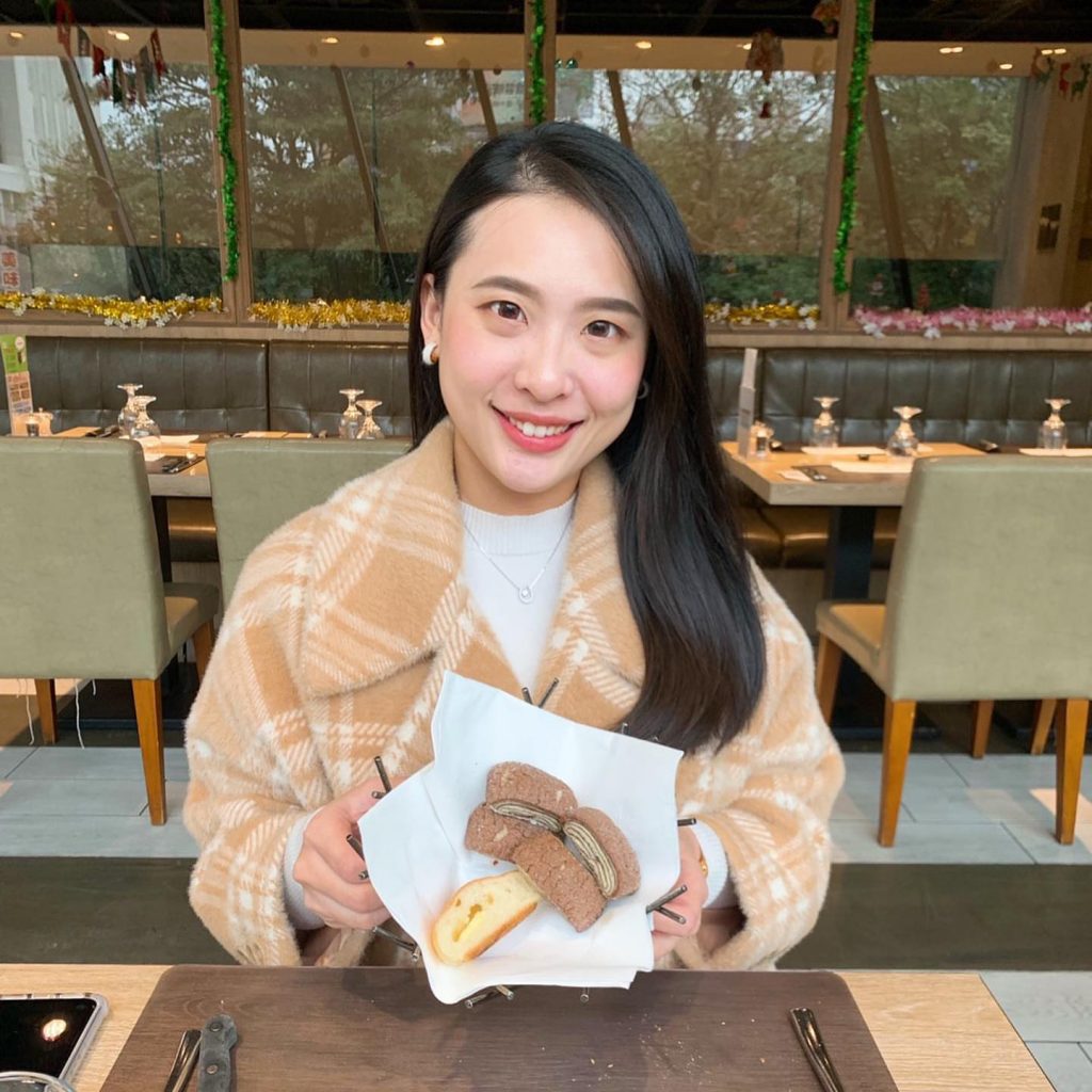 编号B475 #台湾 40岁 成熟 正装 钓鱼 性感 丝袜 美女 生活 旅游 475张照片+视频15个-套图社区-素材第一站