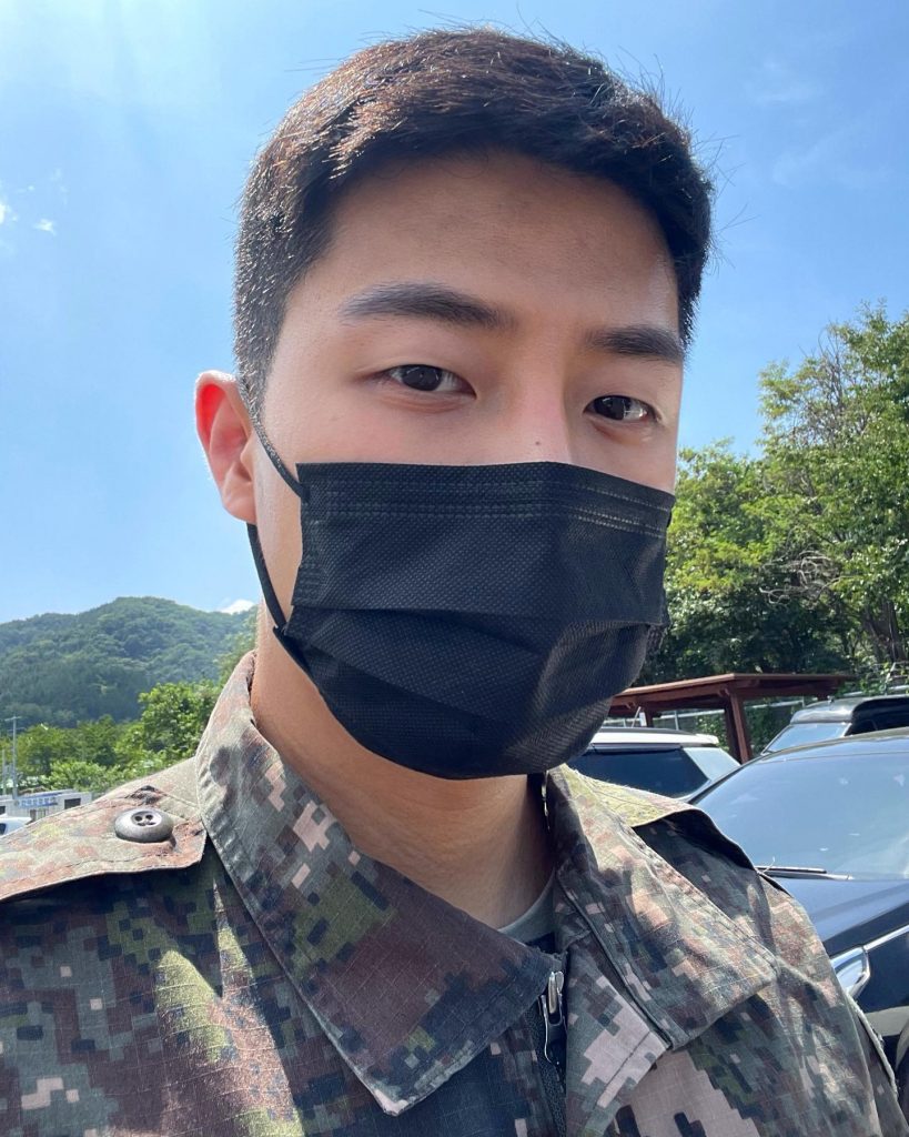 编号MIS100 韩国 军人照 素颜照多 游泳 健身 照片318+视频7（可更新）-套图社区-素材第一站