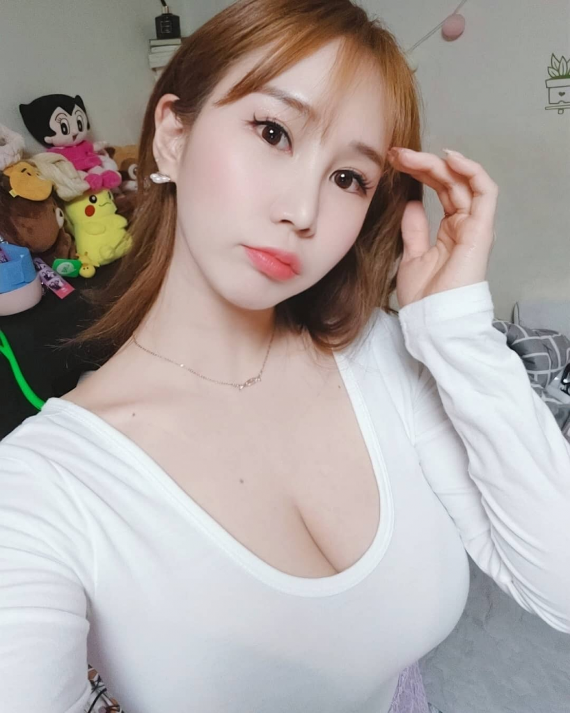 (18)
