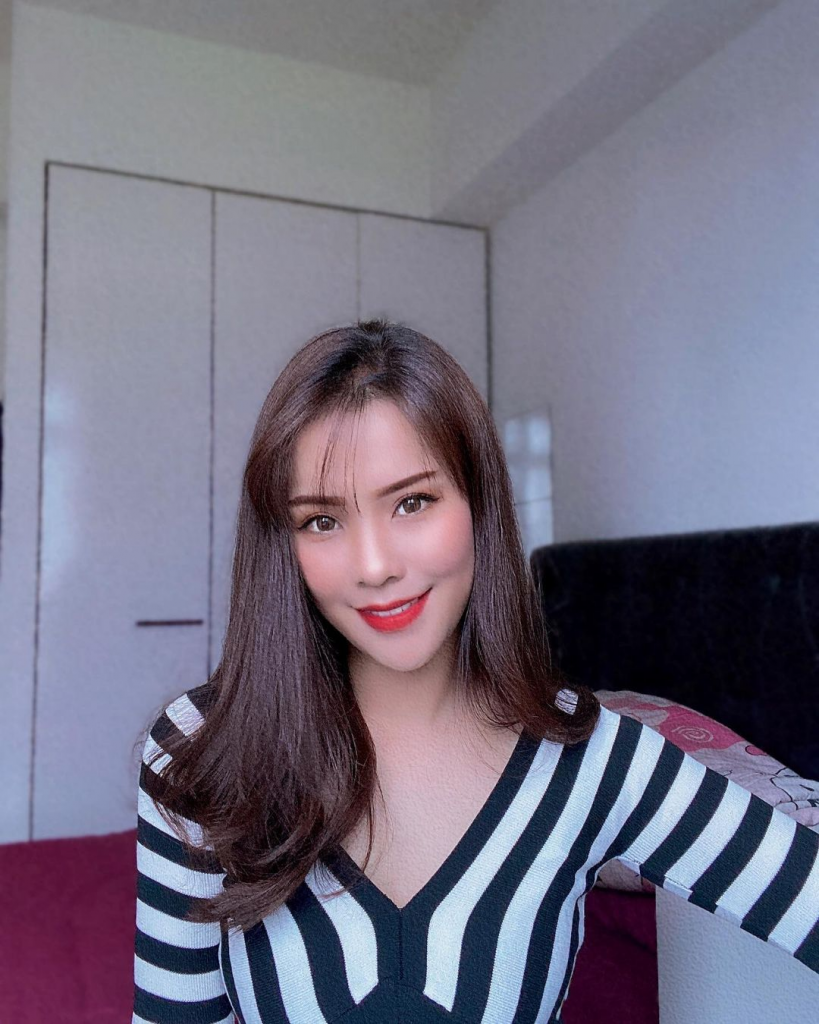 编号L4 #香港 性感 少妇 健身 瑜伽 日本和服 自拍居多 621照片+38视频-套图社区-素材第一站