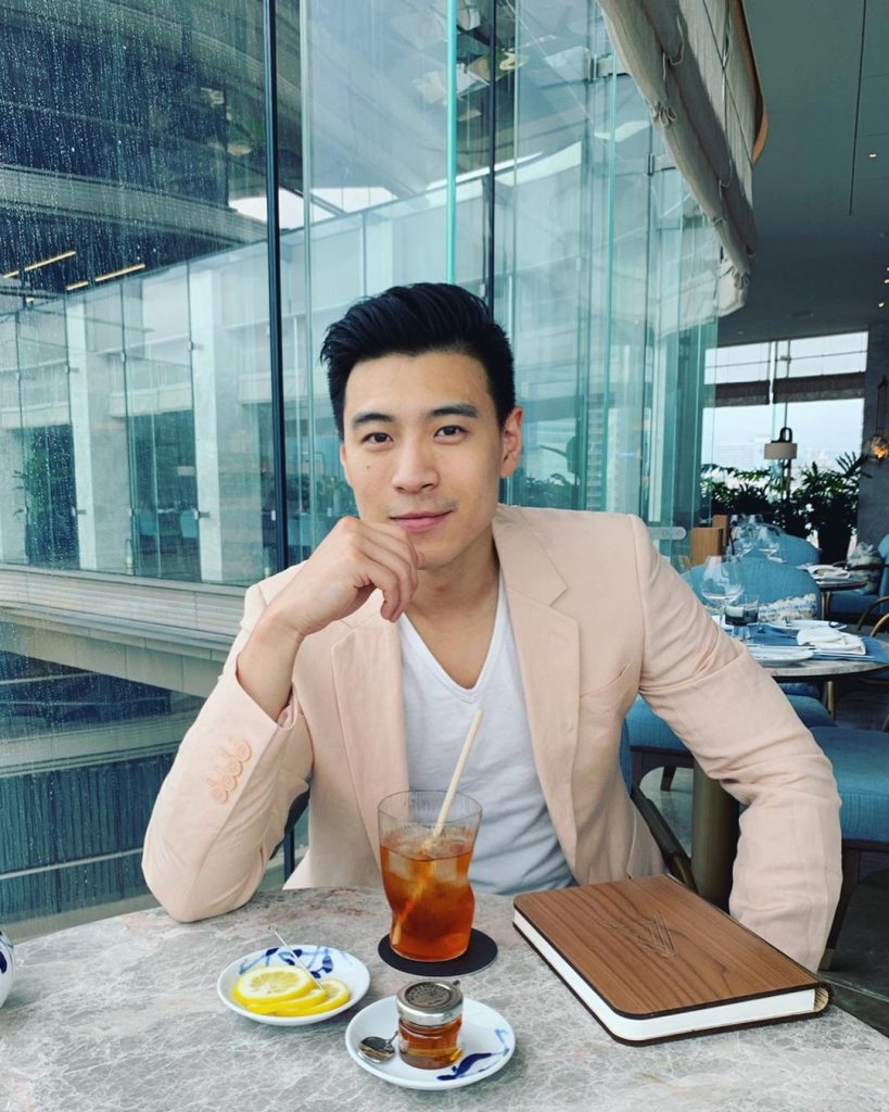 编号ED57 #香港 曝光量特低 日常素材 保时捷开车视频 朋友聚会 西服正装 手持照适合做举牌 660照片+75视频（可更新）-套图社区-素材第一站