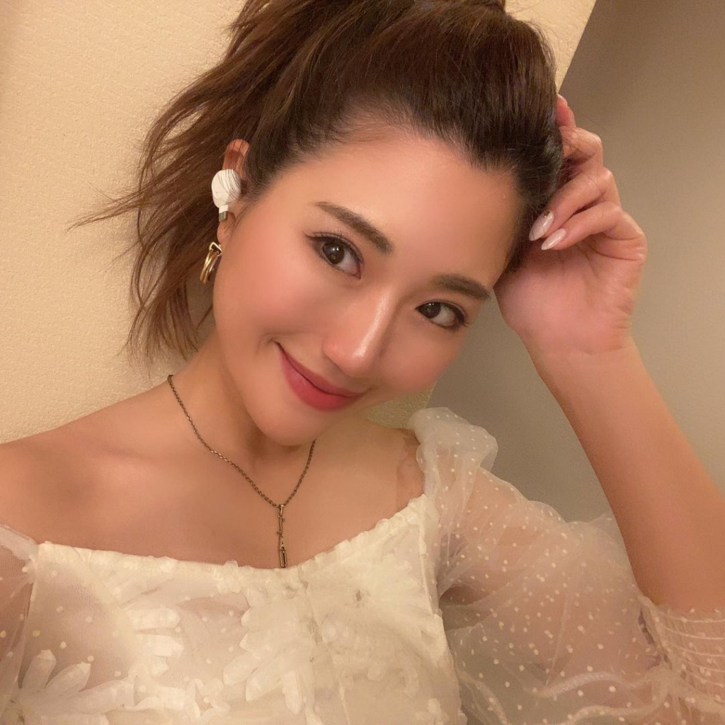 编号L63 #日本 中年女性 生活和环境素材都挺多 健身 高尔夫 聚会等等的都有 850照片+48视频-套图社区-素材第一站