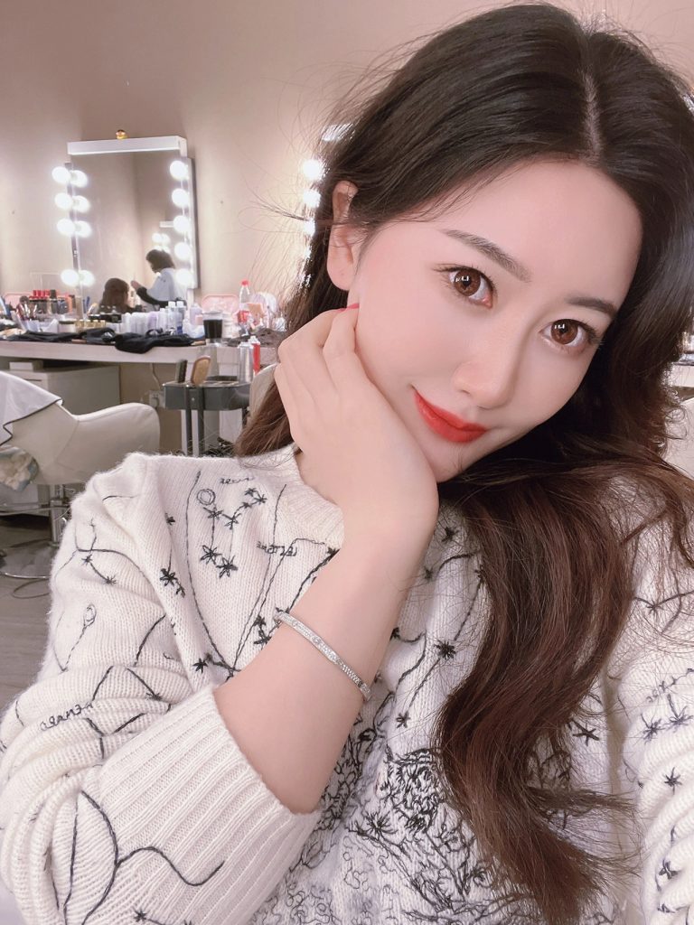 编号MS13 #亚洲女 美食健身 豪车生活照 445张照片+7个视频-套图社区-素材第一站