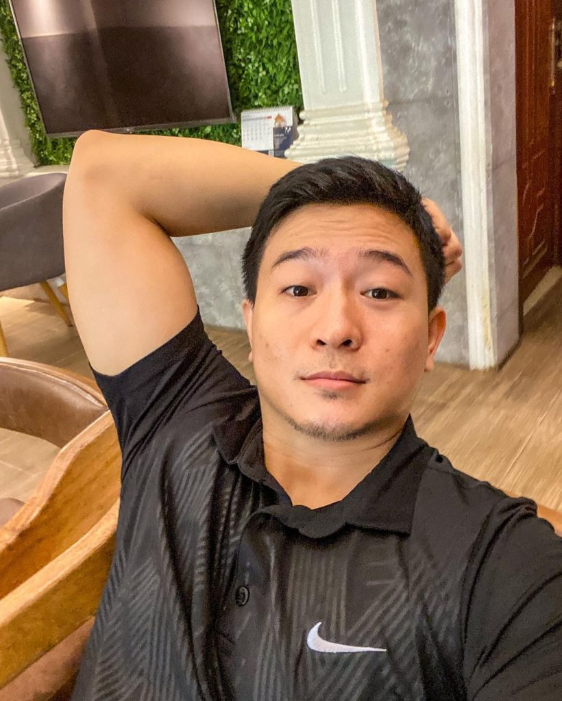 编号ED66 #亚洲男 #柬埔寨 适合虚拟视频 大叔  自拍视频 唱歌 443照片+视频80（可更新）-套图社区-素材第一站