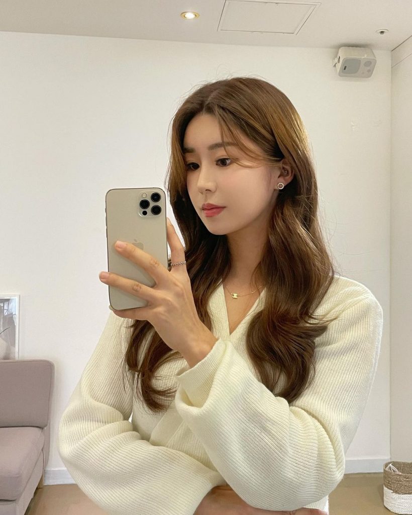 编号MT22 #韩国 曝光量低朋友合照 生活照 旅游 健身 吃喝 自拍照 美食 风景照 居家 宠物猫 部分照片适合做手持 1017照片+视频92（可更新）-套图社区-素材第一站