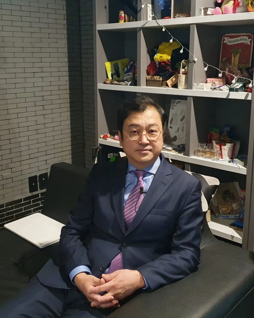 编号A97 #韩国 成熟 大叔 生活 日常709张照片+视频30个-套图社区-素材第一站