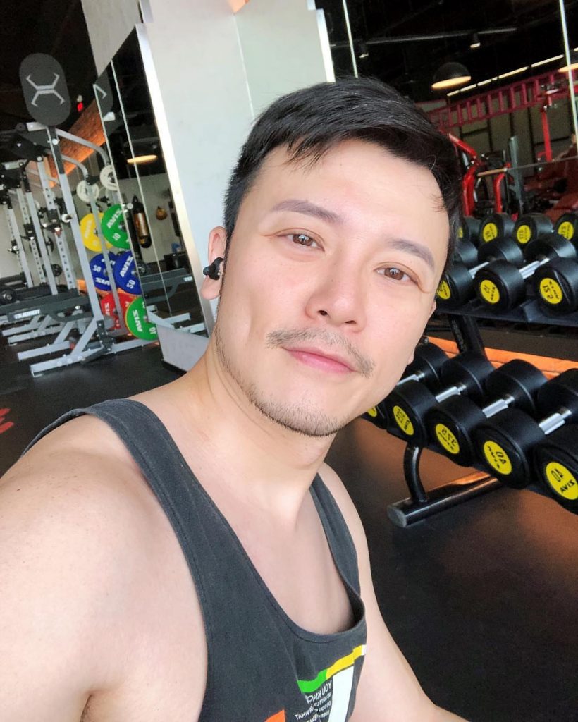 编号GG9 #亚洲 成功 成熟男士 健身 自拍 旅游 生活 4002相片+视频355个-套图社区-素材第一站