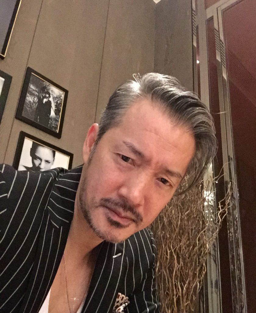 编号FS93 #香港 自拍视频居多 有朋友亲戚 家里 活动照片 街拍 照片489个+视频22个-套图社区-素材第一站